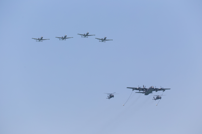 Illustration for article titled Miami Air and Sea Show Photo Dump